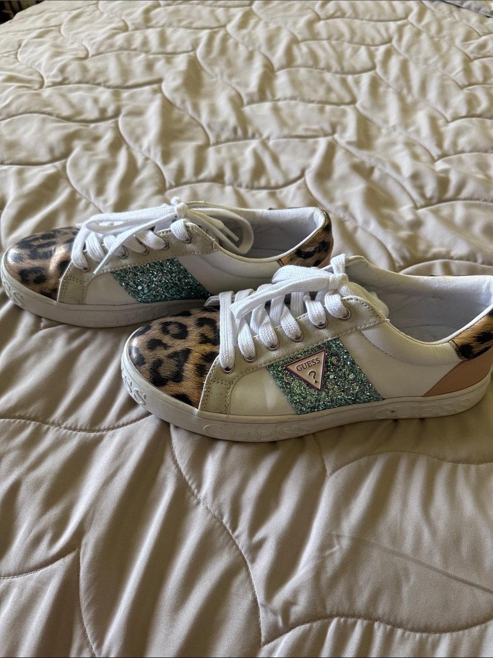 GUESS White Sneakers with Leopard Print and Mint Glitter Panel